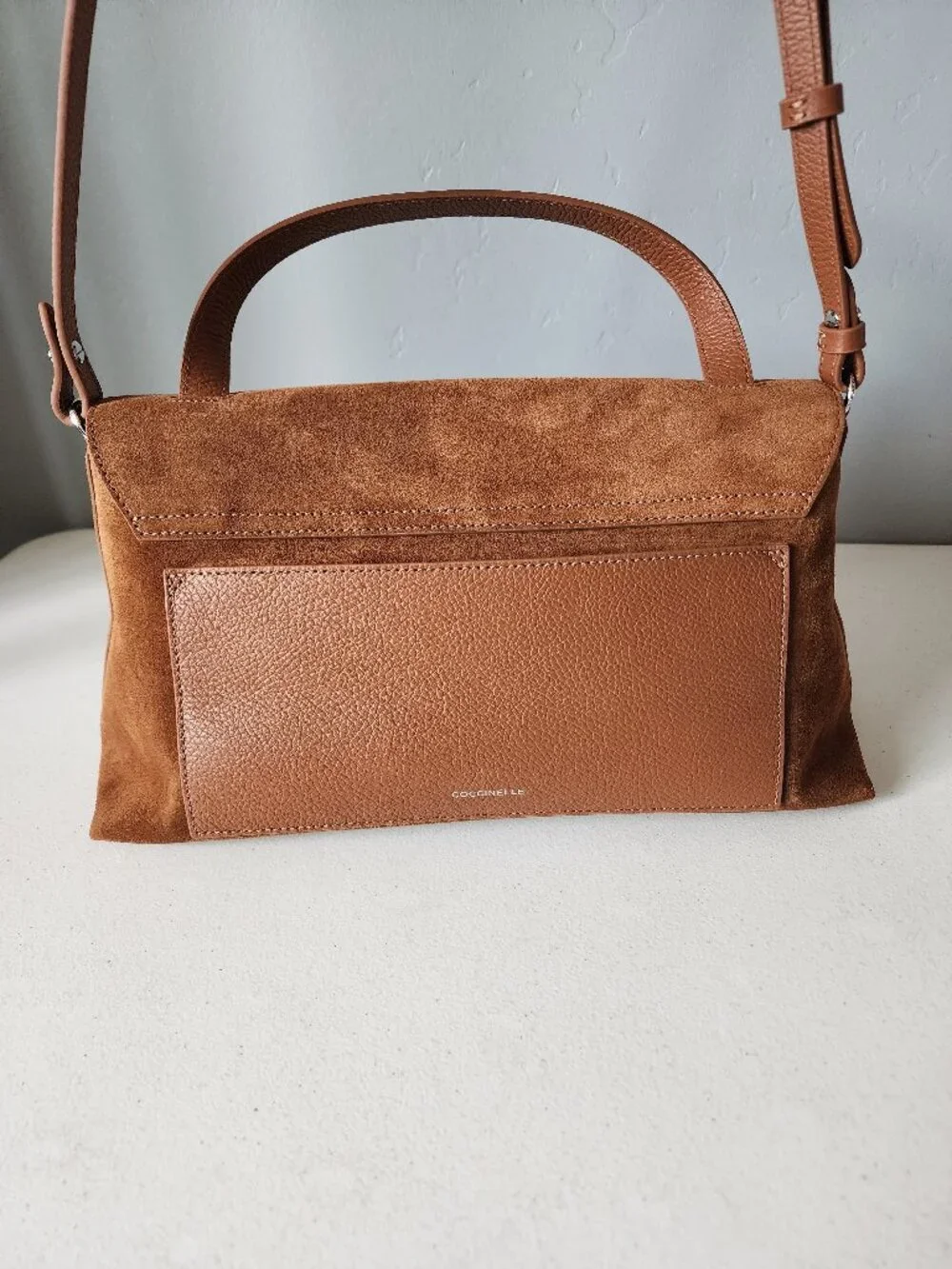 Coccinelle Satchel/Crossbody "LIKE NEW" - Picture 6 of 16